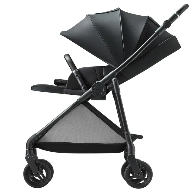 アップリカ ルーチェフリーAC A型ベビーカー 4輪フリー