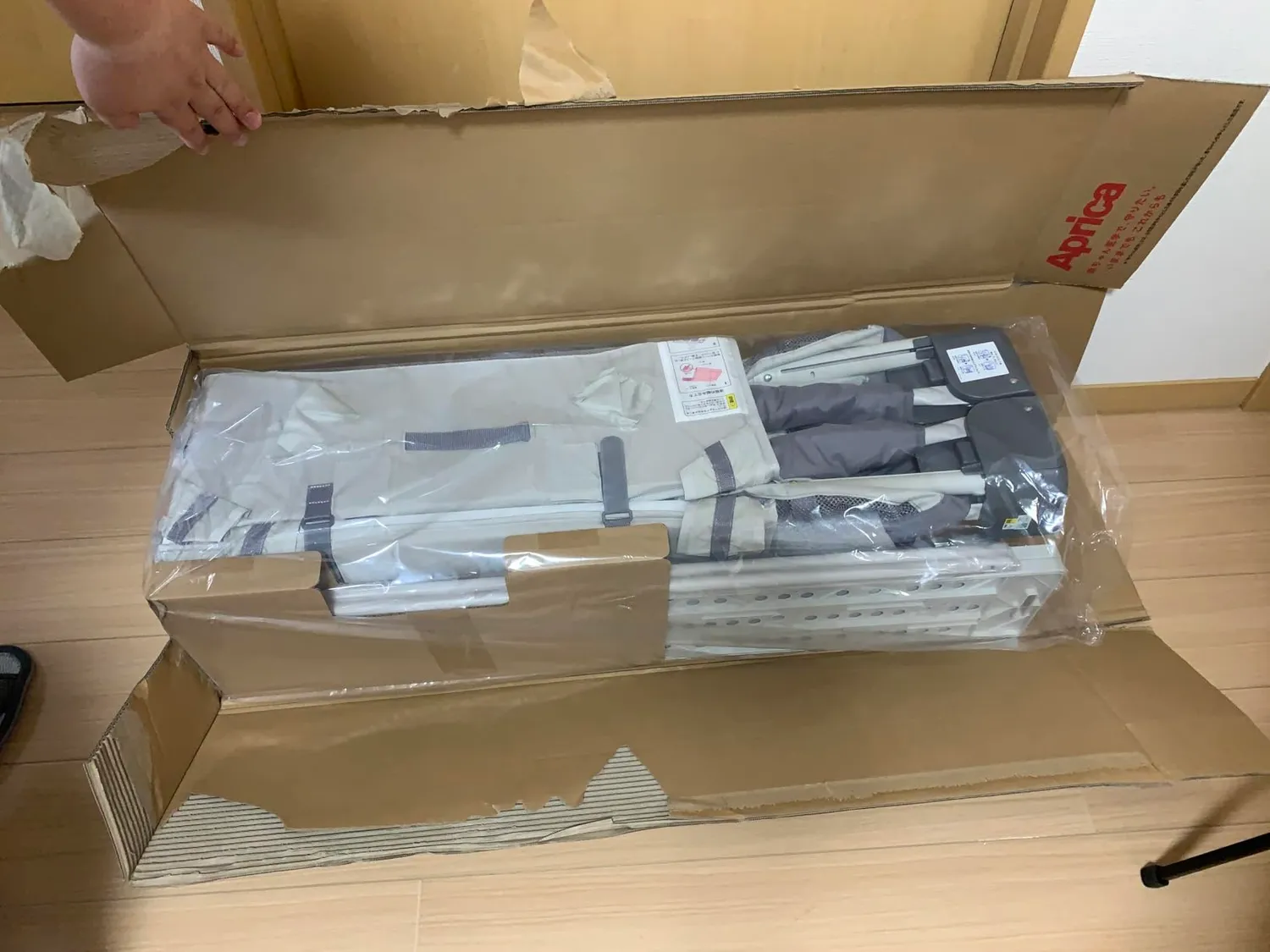 アップリカ ココネルエアーABミニベビーベッド 折りたたみ